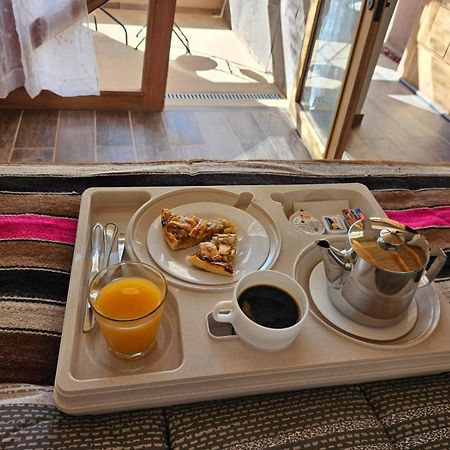 Hotel Pirwa Сан Педро де Атакама Екстериор снимка